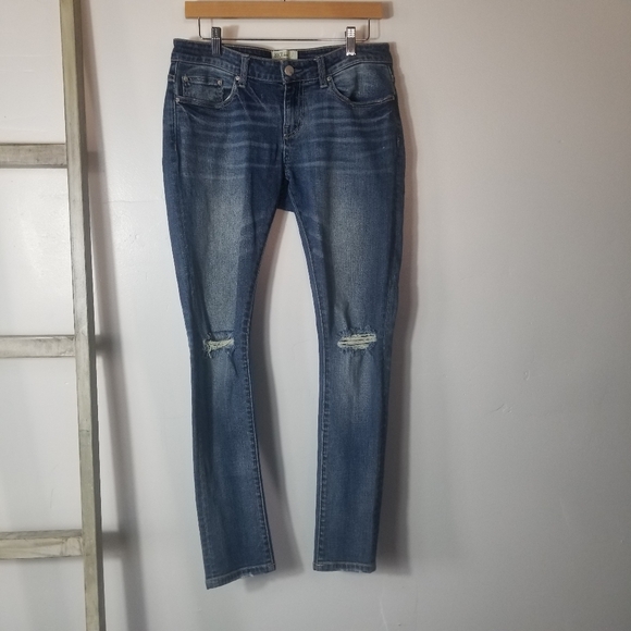 BKE DENIM WOMEN'S STELLA SKINNY DISTRESSED JEANS SIZE 28R - Picture 1 of 15